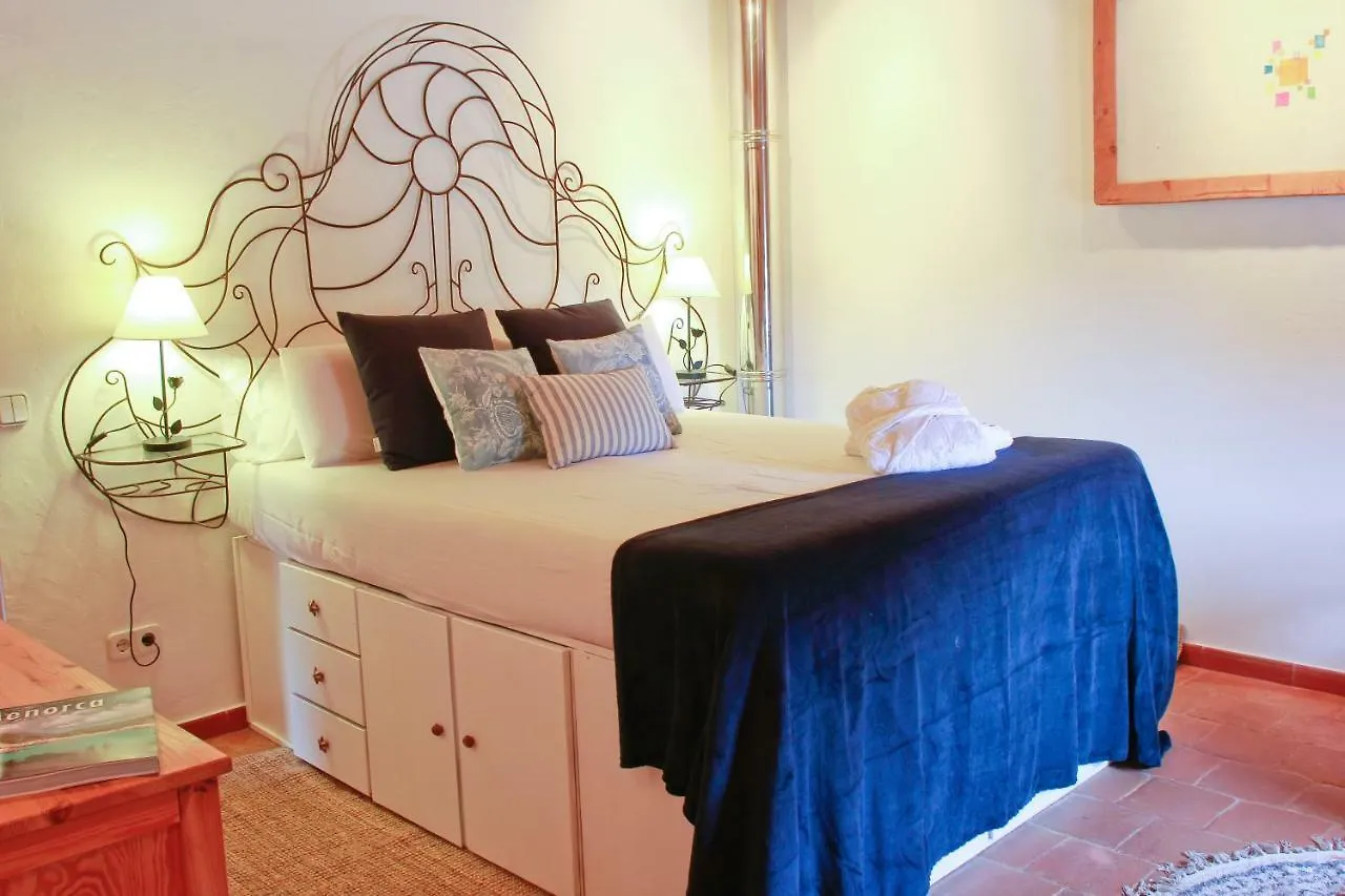 Habitaciones Casa De Campo Daymipaz Mahon  Homestay